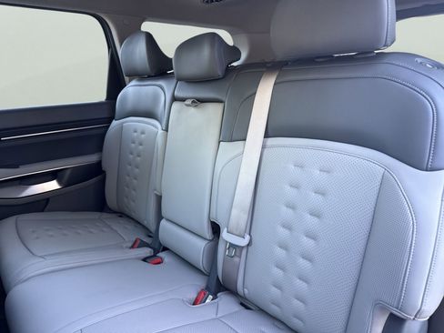 New 2026 Kia EV9 Wind image 16