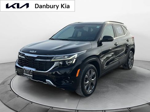 Used 2024 Kia Seltos S image 3