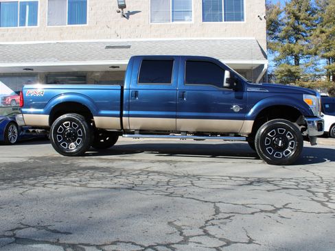 Used 2013 Ford F250 Lariat w/ Lariat Interior Pkg image 27