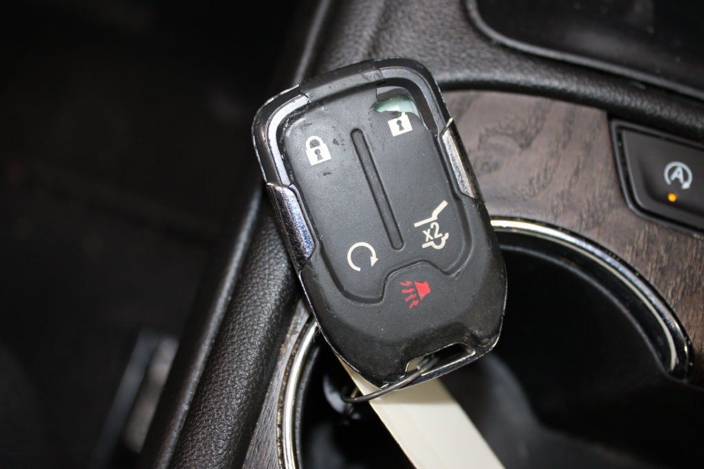 Used 2023 GMC Acadia Denali FWD image 36