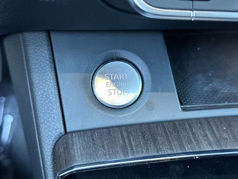 Used 2023 Audi Q5 2.0T Premium w/ Convenience Package image 22