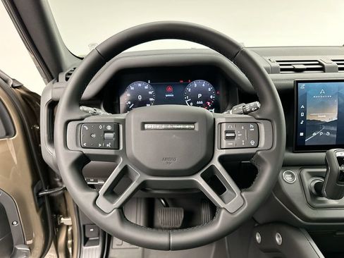 Used 2025 Land Rover Defender 110 S AWD/4WD image 14