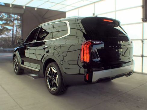 Used 2024 Kia Telluride S w/ S Sunroof Package AWD/4WD image 6