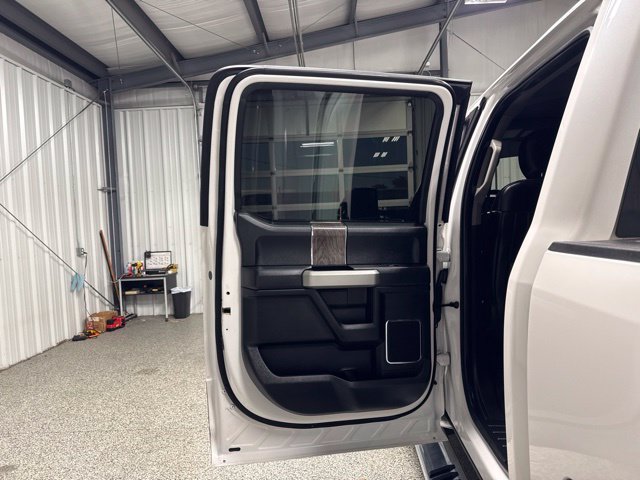 Used 2019 Ford F250 Lariat w/ Chrome Package AWD/4WD image 16