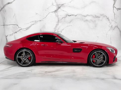 Used 2018 Mercedes-Benz AMG GT C image 17