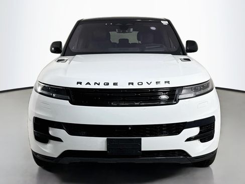 Used 2023 Land Rover Range Rover Sport SE AWD/4WD image 2