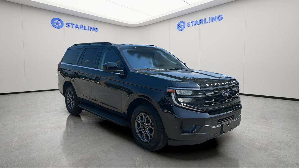 Used 2025 Ford Expedition Active AWD/4WD image 23