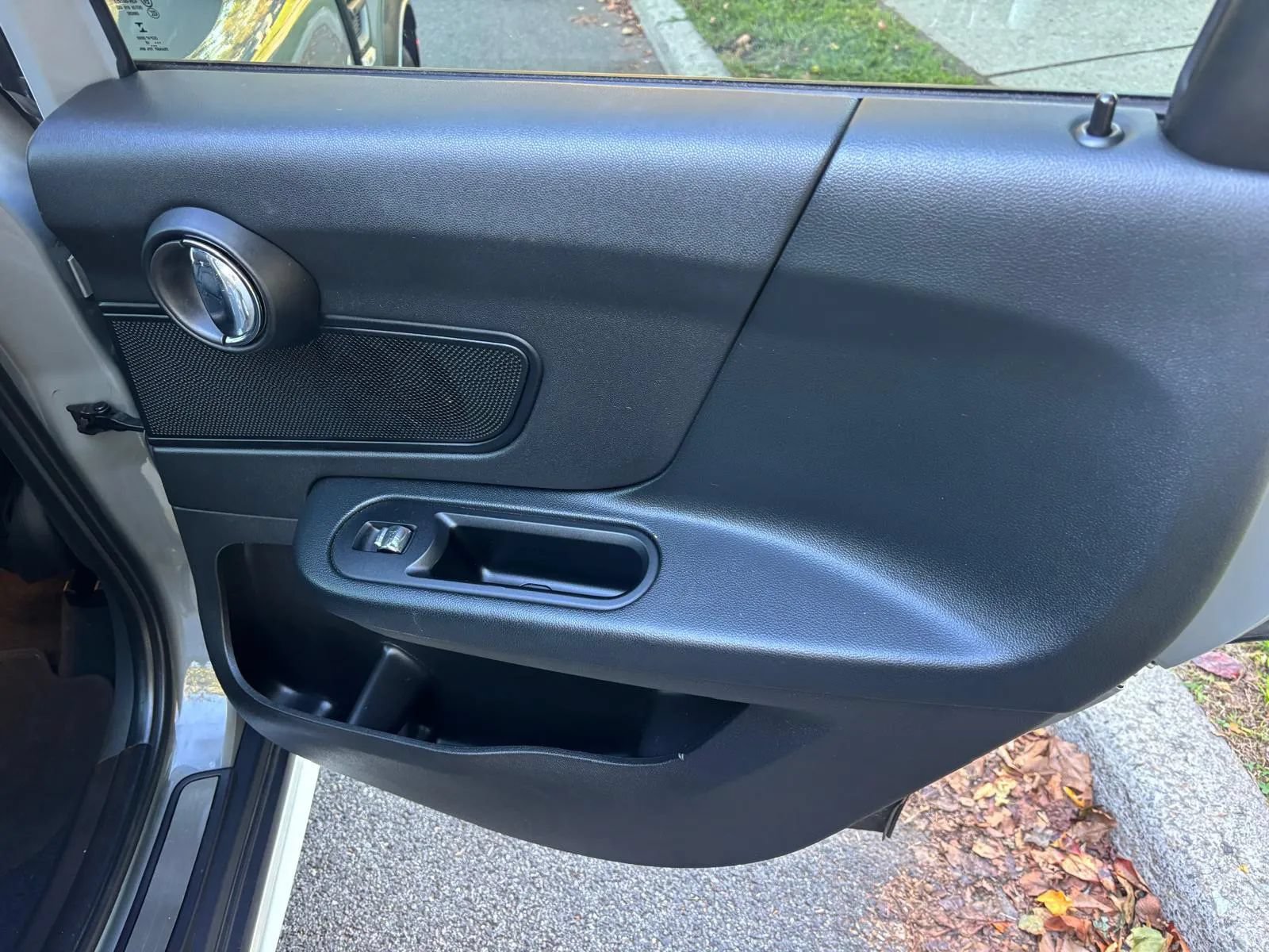 Used 2019 MINI Cooper Countryman FWD image 25