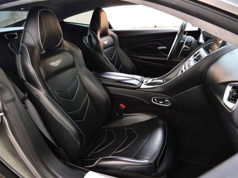 Used 2019 Aston Martin DBS Superleggera image 12