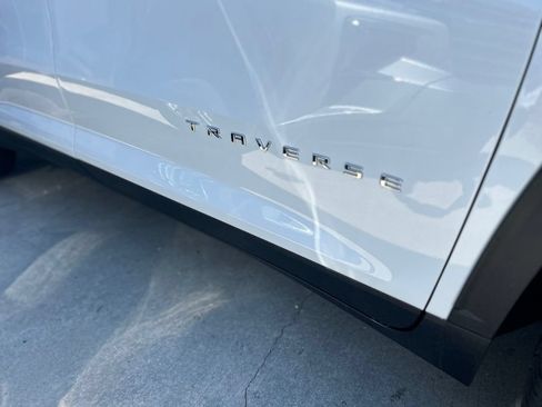 New 2026 Chevrolet Traverse LT w/ Driver Confidence Package FWD image 40