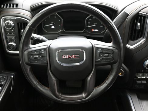 Used 2022 GMC Sierra 2500 AT4 w/ AT4 Premium Plus Package AWD/4WD image 15