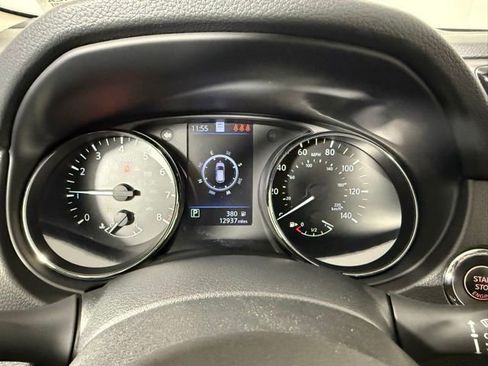 Used 2020 Nissan Rogue Sport SL w/ Premium Package image 20