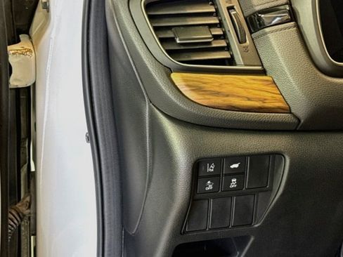 Used 2022 Honda CR-V EX-L image 10