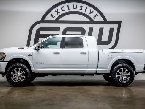 Used 2024 RAM 3500 Limited w/ Safety Group image 5