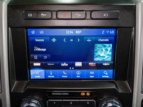 Used 2021 Ford F350 Lariat w/ Lariat Value Package AWD/4WD image 23