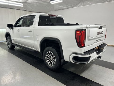 Used 2023 GMC Sierra 1500 AT4 w/ AT4 Premium Package image 7