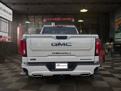New 2026 GMC Sierra 1500 Denali Ultimate w/ LPO, Black Badging Package AWD/4WD image 4