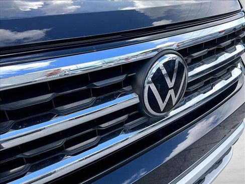 Used 2023 Volkswagen Atlas SE w/ Black Wheel Package FWD image 29