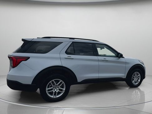 New 2026 Ford Explorer Active image 33