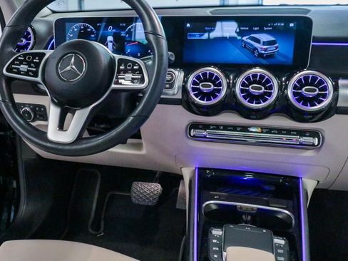 Used 2021 Mercedes-Benz GLB 250 image 27