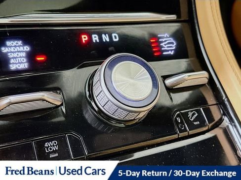 Used 2023 Jeep Grand Cherokee Summit image 19