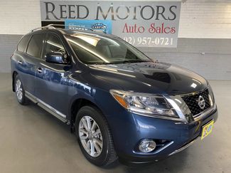 Used 2013 Nissan Pathfinder SL image 1