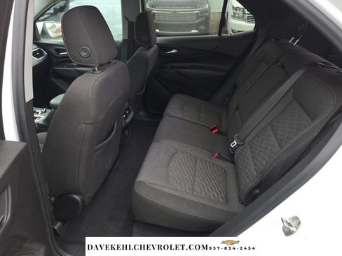 Used 2020 Chevrolet Equinox LT FWD image 19