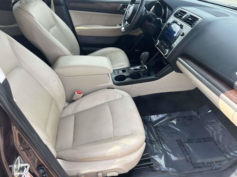 Used 2019 Subaru Outback 2.5i Limited w/ Popular Package #2 AWD/4WD image 13