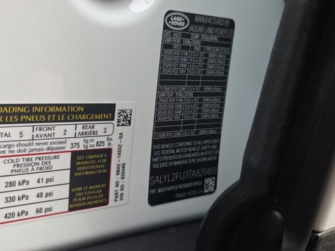 New 2026 Land Rover Range Rover Velar Dynamic SE image 30