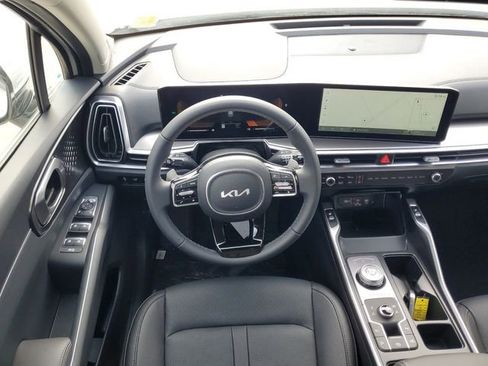 New 2025 Kia Sorento EX image 24