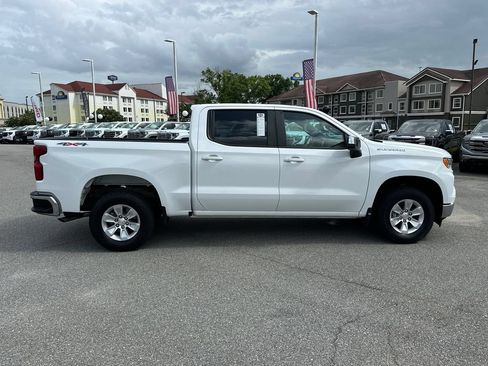 Used 2023 Chevrolet Silverado 1500 LT w/ Work Truck Package AWD/4WD image 8
