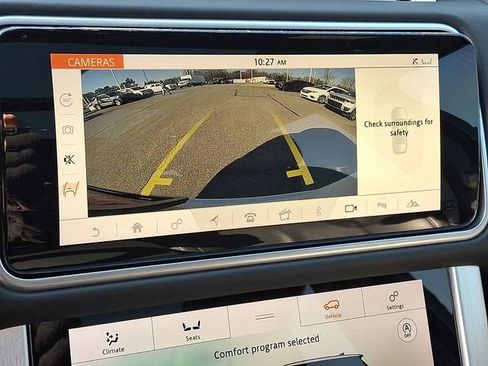 Used 2018 Land Rover Range Rover HSE image 15