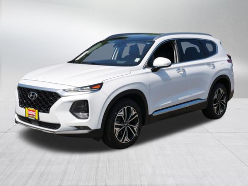 Used 2019 Hyundai Santa Fe AWD image 3