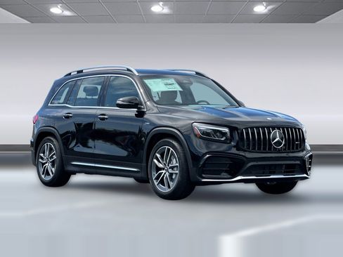 New 2026 Mercedes-Benz GLB 35 AMG 4MATIC image 6