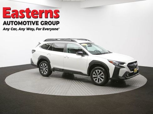 Used 2024 Subaru Outback Premium AWD/4WD image 42