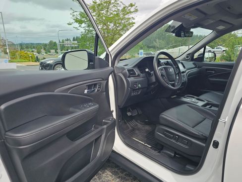 Used 2023 Honda Ridgeline RTL-E image 22