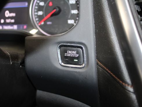 Used 2023 GMC Acadia AT4 w/ Preferred Package image 31