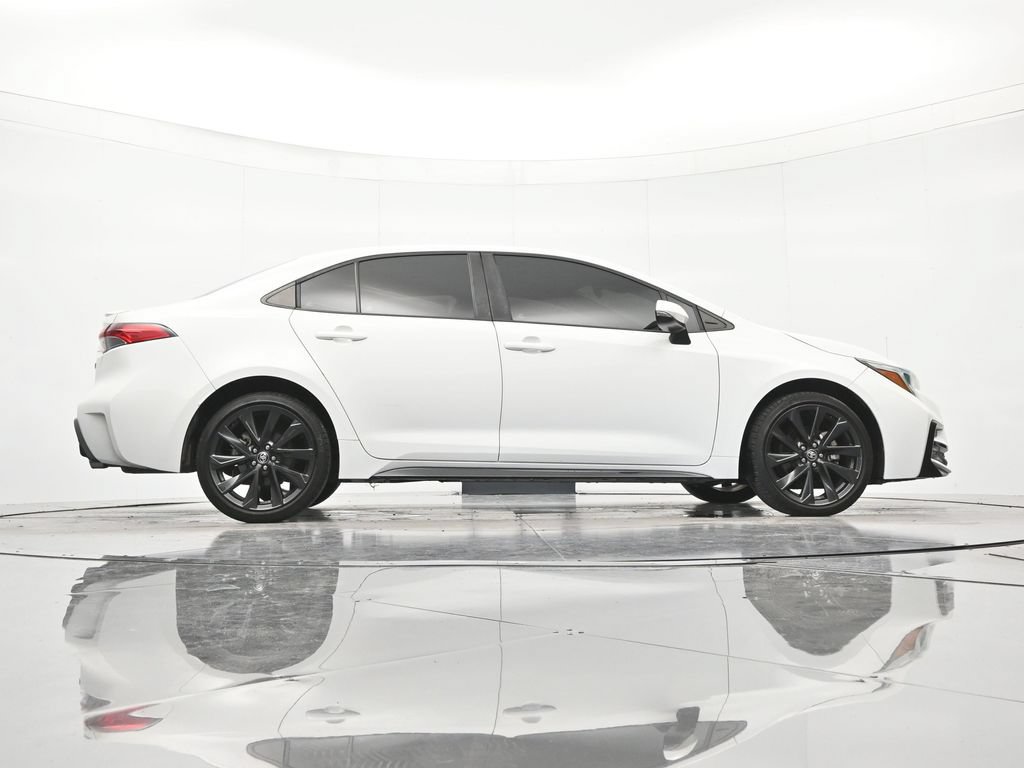 Used 2023 Toyota Corolla SE FWD image 39
