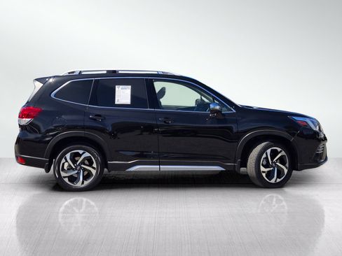 Certified 2023 Subaru Forester Touring AWD/4WD image 3