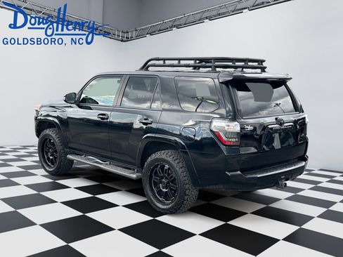 Used 2015 Toyota 4Runner SR5 RWD image 3