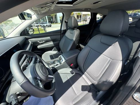 Used 2026 Hyundai Tucson SEL FWD image 14