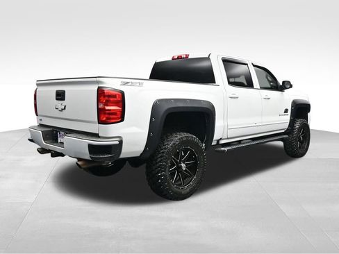 Used 2018 Chevrolet Silverado 1500 LT w/ All Star Edition AWD/4WD image 5