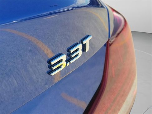 Used 2019 Genesis G70 3.3T Advanced w/ Sport Package image 31