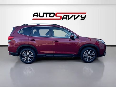 Used 2022 Subaru Forester Limited w/ Popular Package #2 image 8