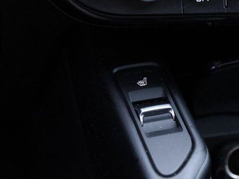 Used 2025 Kia Telluride S FWD image 22