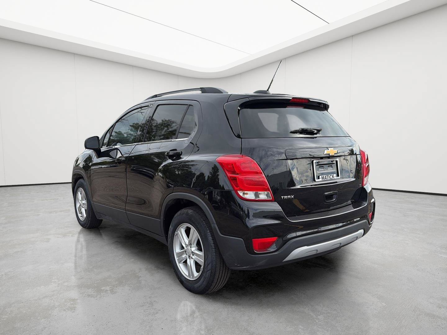 Used 2020 Chevrolet Trax LT FWD image 10