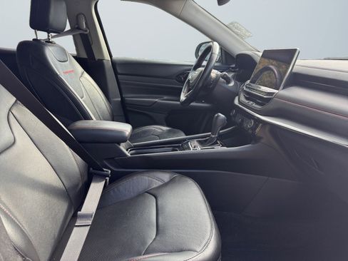 Used 2022 Jeep Compass Trailhawk w/ Trailhawk Elite Group image 17