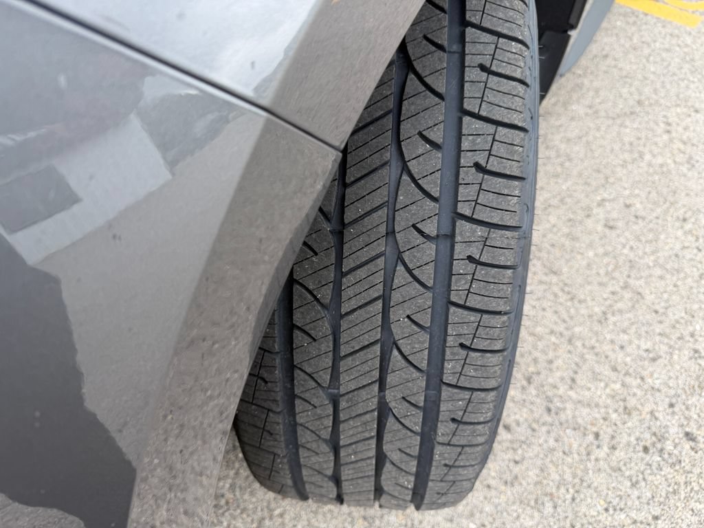 Used 2024 Ford Edge ST-Line AWD/4WD image 13