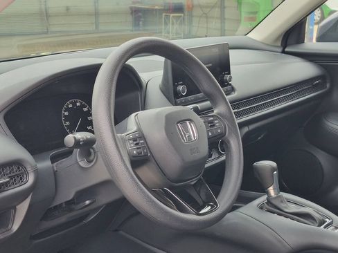 Used 2025 Honda HR-V LX image 14