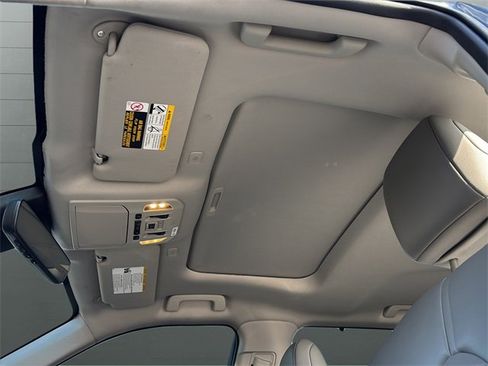 Certified 2023 Toyota Highlander XLE image 21